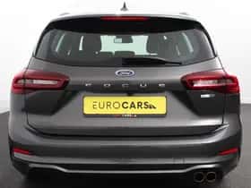 Ford Focus (2023) thumbnail 5