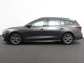Ford Focus (2023) thumbnail 7