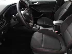 Ford Focus (2023) thumbnail 9