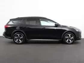 Ford Focus (2024) thumbnail 8