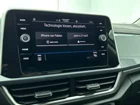 Volkswagen T-Roc (2023) thumbnail 23