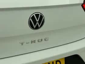 Volkswagen T-Roc (2023) thumbnail 32