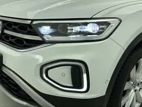 Volkswagen T-Roc (2023) thumbnail 41