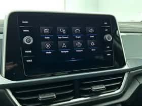 Volkswagen T-Roc (2023) thumbnail 10