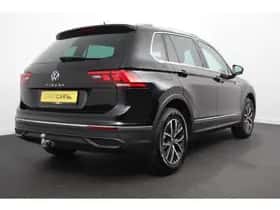 Volkswagen Tiguan (2023) thumbnail 6
