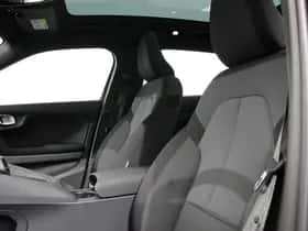 Polestar 2 (2020) thumbnail 12