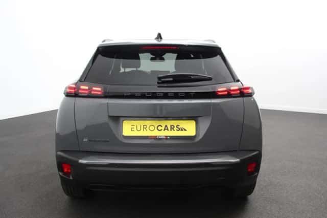 Peugeot e-2008 (2025) thumbnail 5