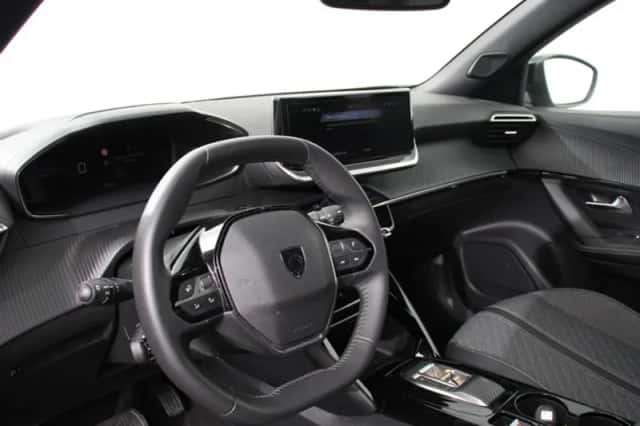 Peugeot e-2008 (2025) thumbnail 2