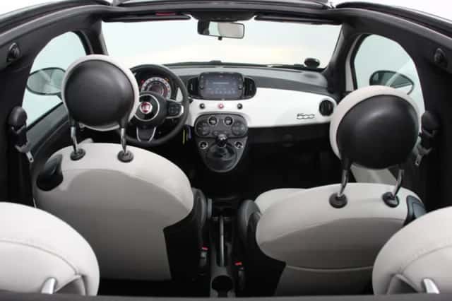 Fiat 500C (2023) thumbnail 2