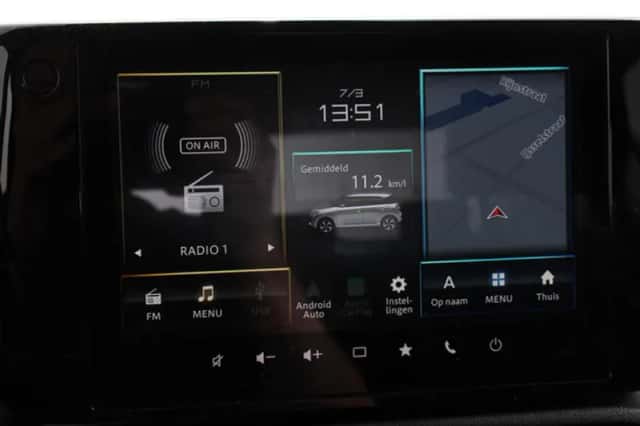 Suzuki Swift (2025) thumbnail 3