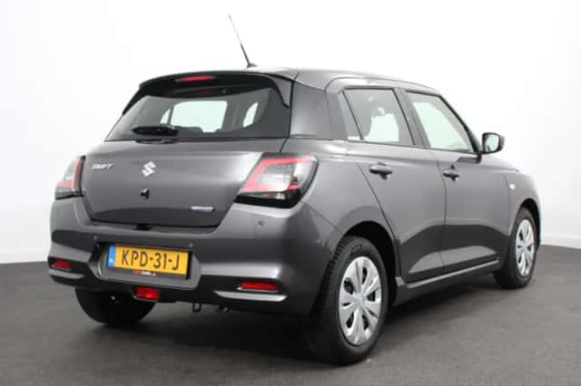 Suzuki Swift (2025) thumbnail 6