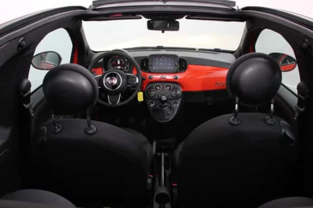 Fiat 500C (2023) thumbnail 2