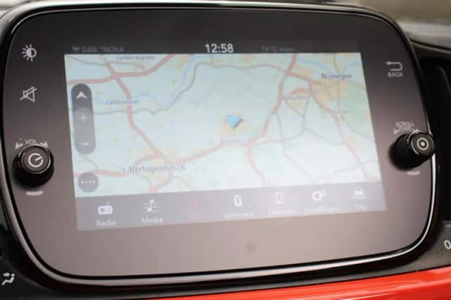 Fiat 500C (2023) thumbnail 3