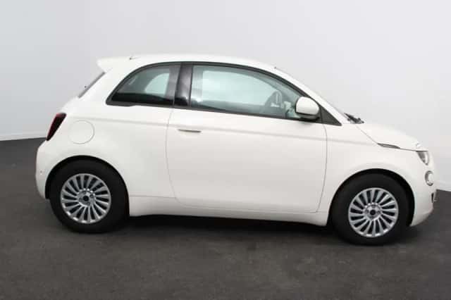 Fiat 500e (2023) thumbnail 6