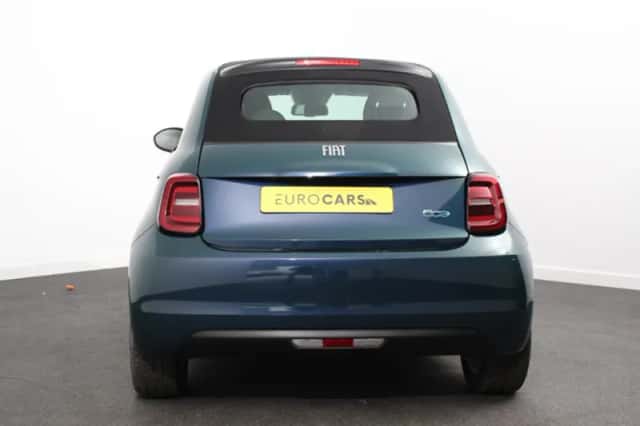 Fiat 500e (2023) thumbnail 5