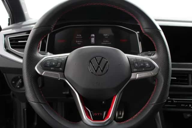 Volkswagen Polo (2024) thumbnail 3