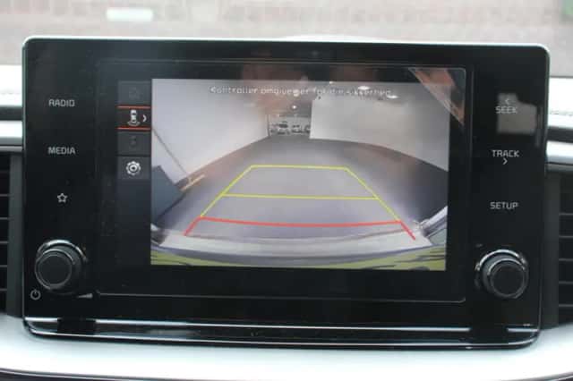 Kia XCeed (2023) thumbnail 3