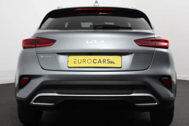 Kia XCeed (2023) thumbnail 5