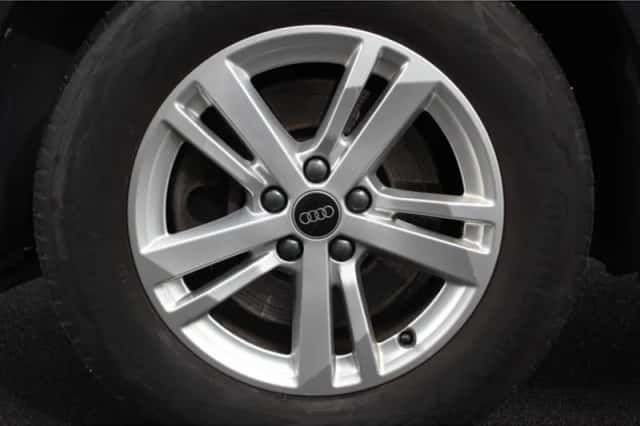 Audi Q3 (2022) thumbnail 2