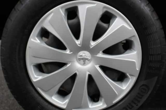 Peugeot 108 (2021) thumbnail 4