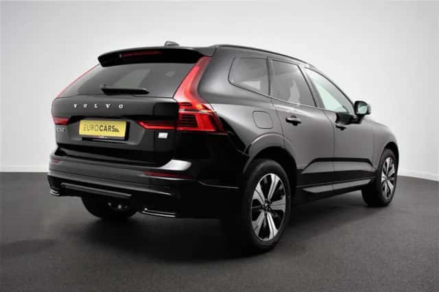 Volvo XC60 (2023) thumbnail 5