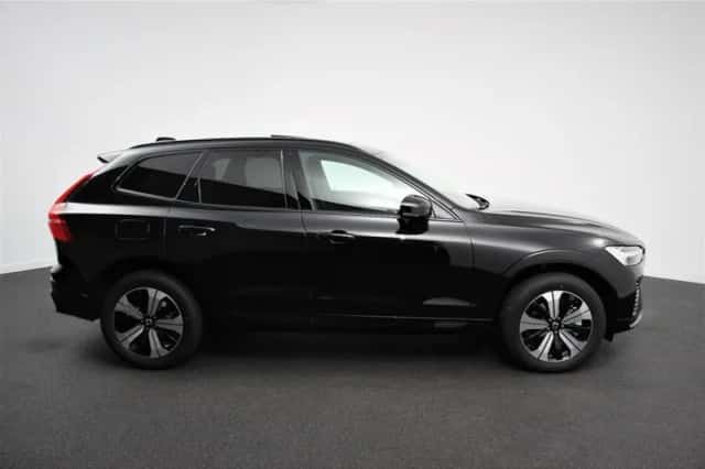 Volvo XC60 (2023) thumbnail 6
