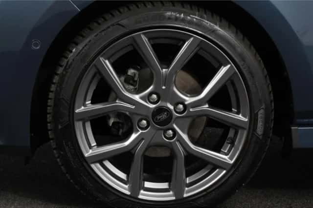 Ford Fiesta (2023) thumbnail 3