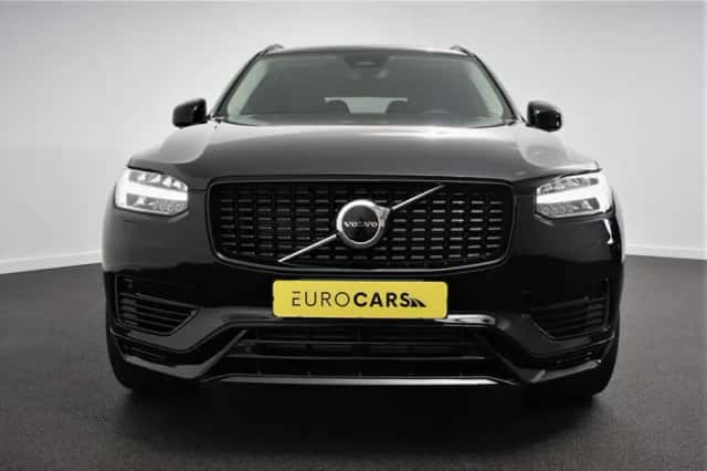 Volvo XC90 (2022) thumbnail 2