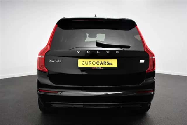 Volvo XC90 (2022) thumbnail 3
