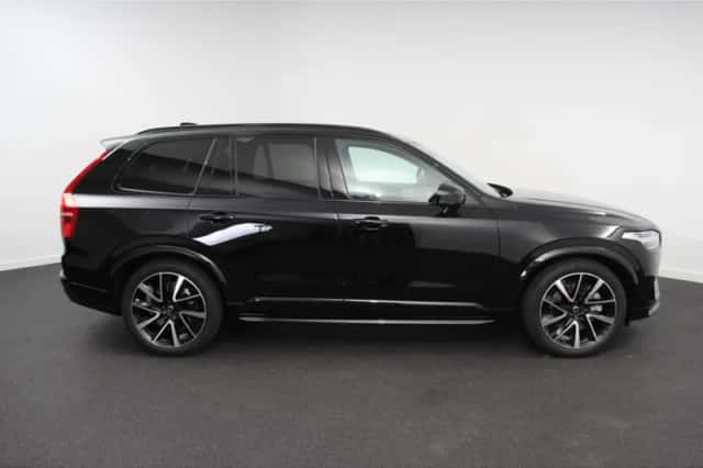 Volvo XC90 (2022) thumbnail 5