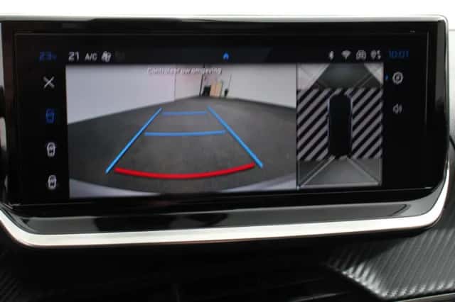 Peugeot 2008 (2025) thumbnail 3