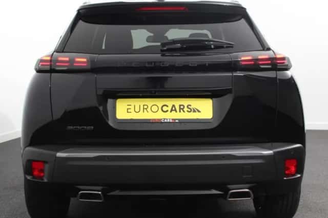 Peugeot 2008 (2024) thumbnail 5
