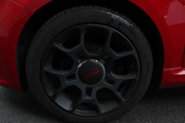 Fiat 500 (2015) thumbnail 3