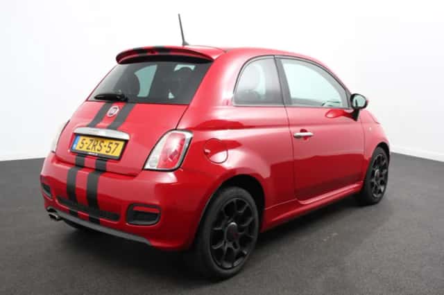 Fiat 500 (2015) thumbnail 4