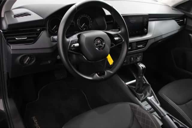 Škoda Kamiq (2022) thumbnail 2