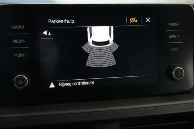 Škoda Kamiq (2022) thumbnail 3