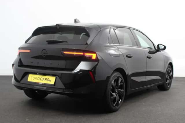 Opel Astra (2024) thumbnail 4