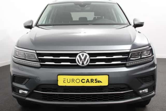 Volkswagen Tiguan (2021) thumbnail 4