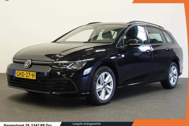 Volkswagen Golf (2021) thumbnail 1