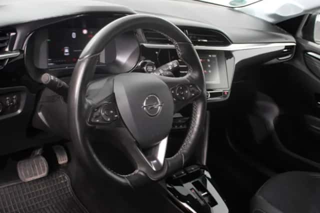 Opel Corsa (2023) thumbnail 2