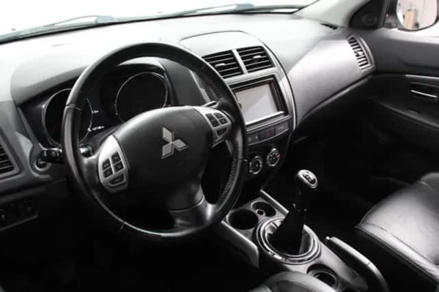 Mitsubishi ASX (2013) thumbnail 3