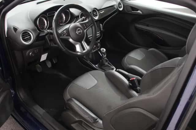 Opel Adam (2018) thumbnail 2