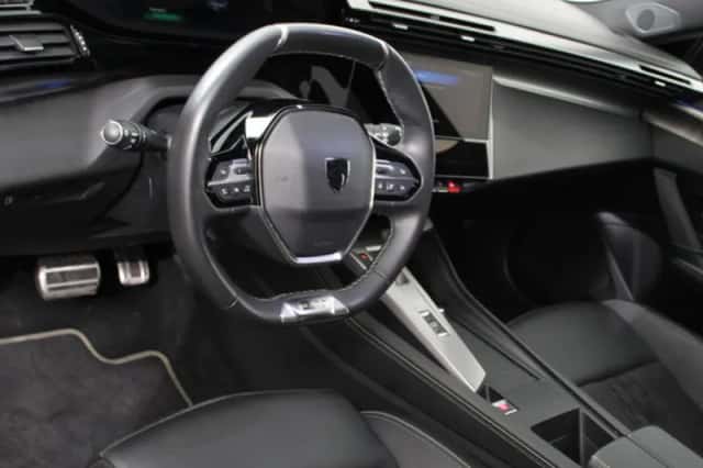 Peugeot 308 (2024) thumbnail 2