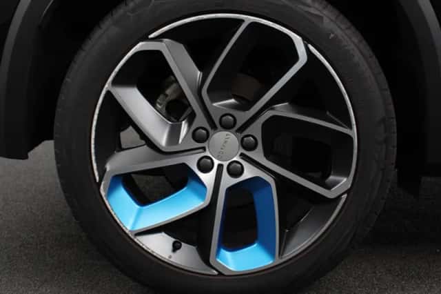 Lynk & Co 01 (2024) thumbnail 3