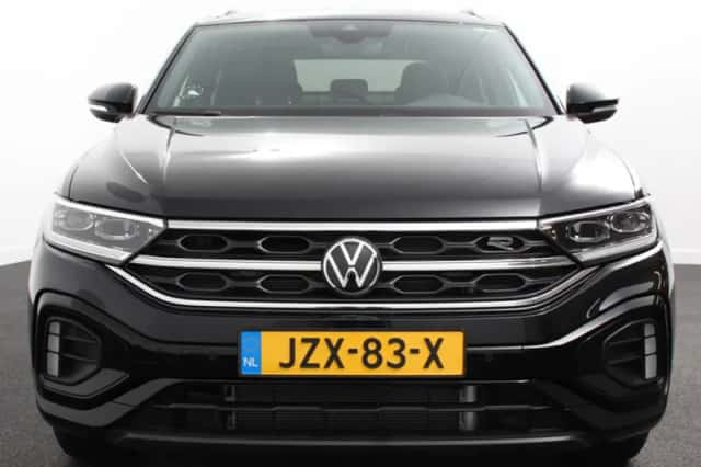 Volkswagen T-Roc (2025) thumbnail 2