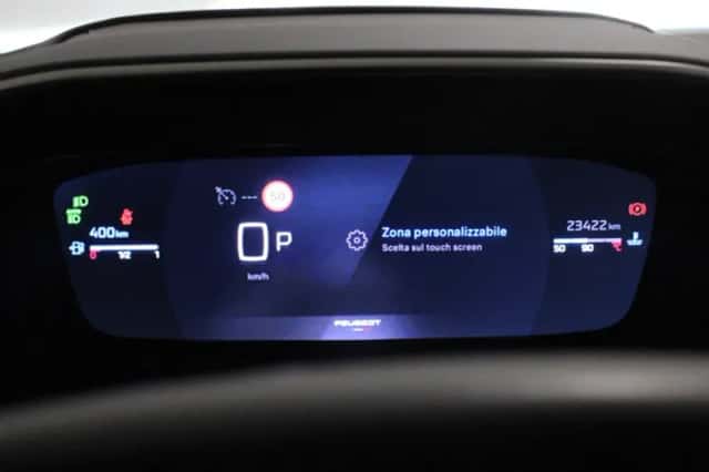Peugeot 2008 (2024) thumbnail 3