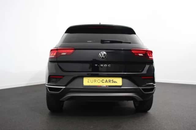Volkswagen T-Roc (2022) thumbnail 5