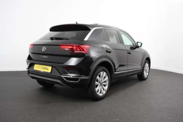 Volkswagen T-Roc (2022) thumbnail 6