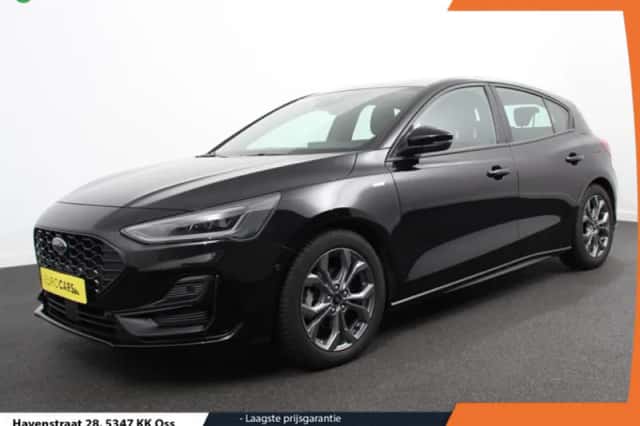 Ford Focus (2023) thumbnail 1
