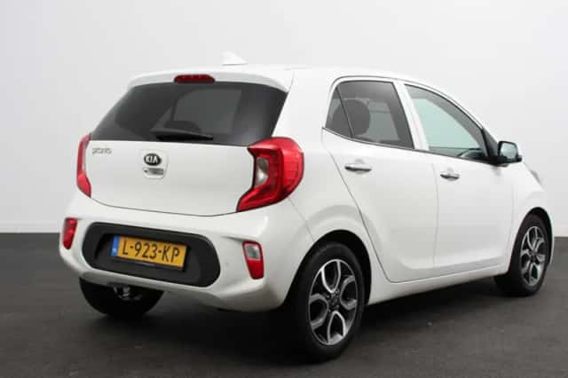 Kia Picanto (2021) thumbnail 6
